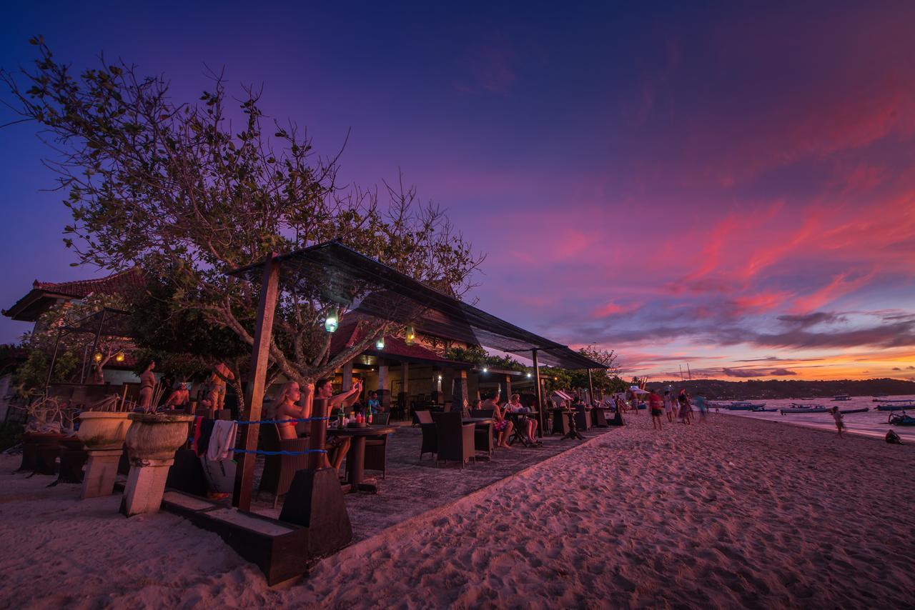 Puri Nusa Beach Hotel Lembongan Exterior photo
