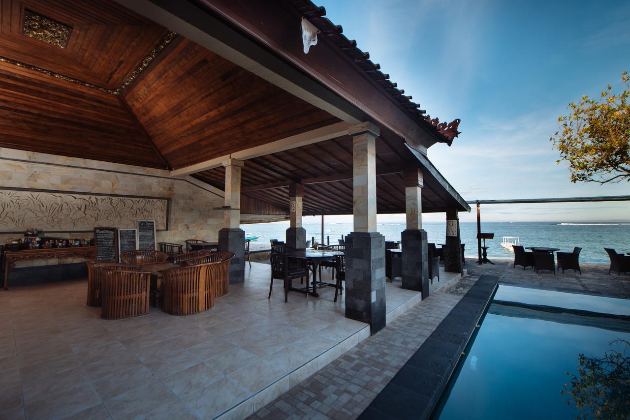 Puri Nusa Beach Hotel Lembongan Exterior photo