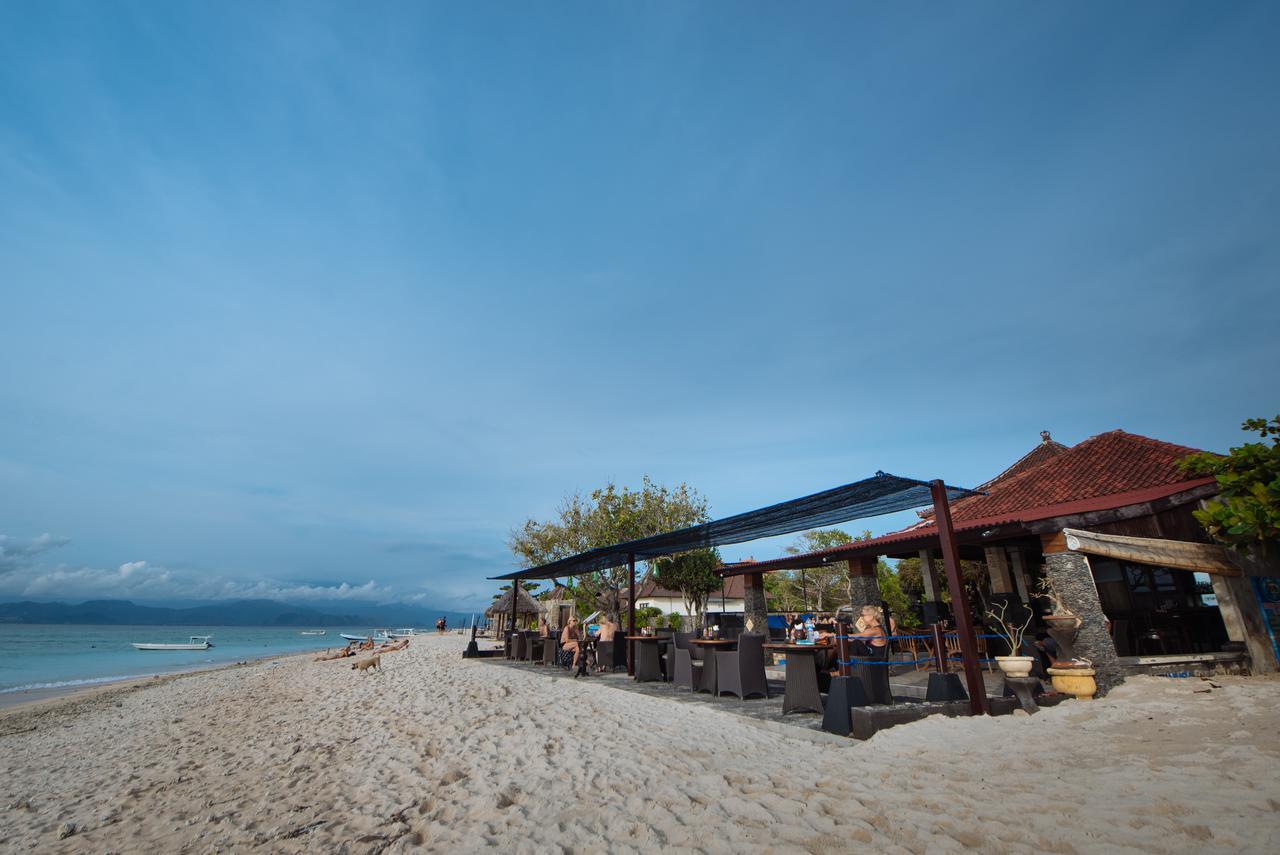 Puri Nusa Beach Hotel Lembongan Exterior photo