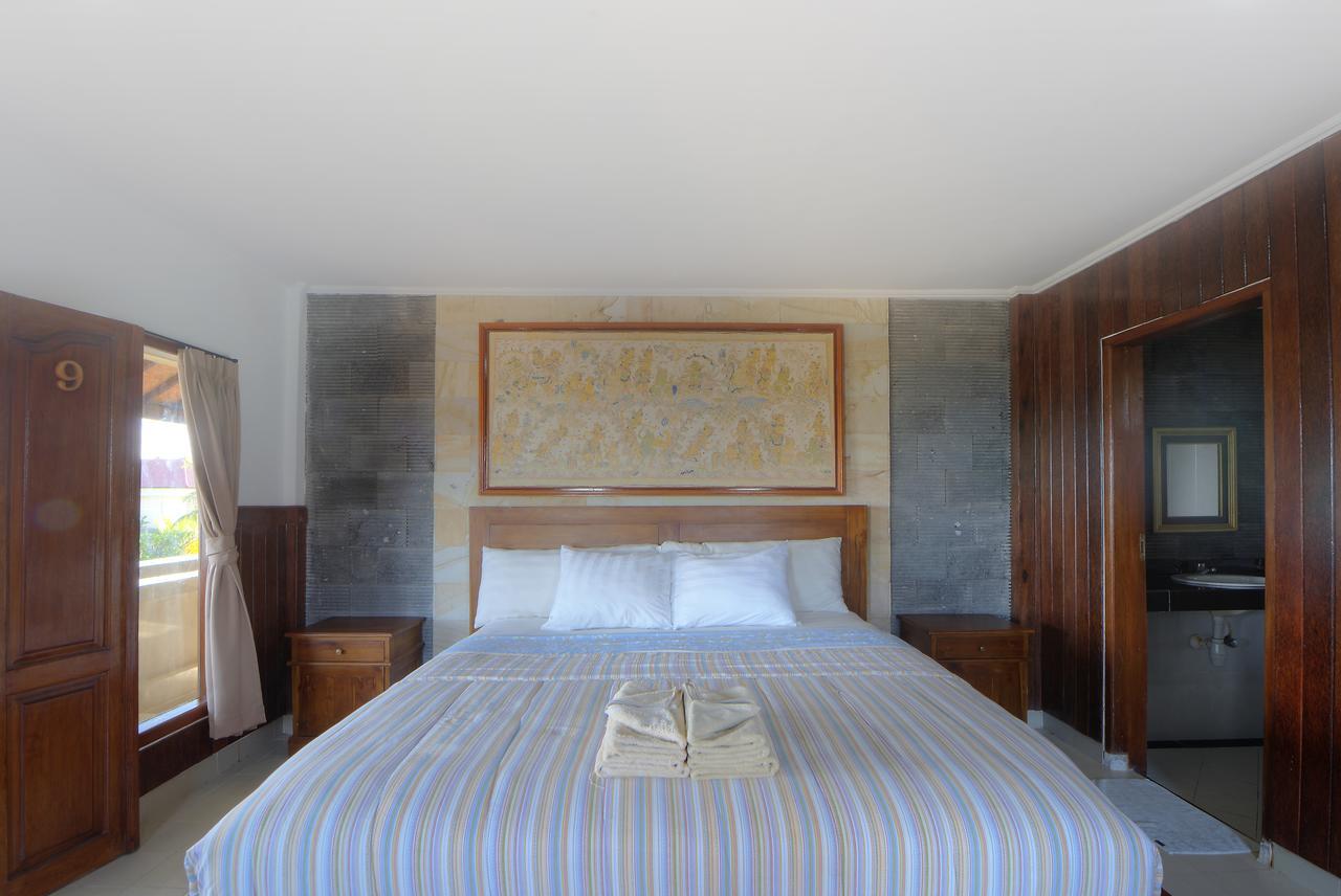 Puri Nusa Beach Hotel Lembongan Exterior photo